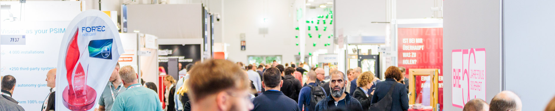 EURO DEFENCE EXPO: 
		header